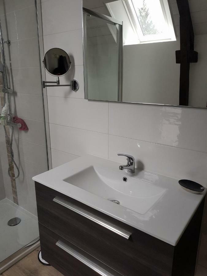 Ty Neo Villa Locoal-Mendon Exterior foto